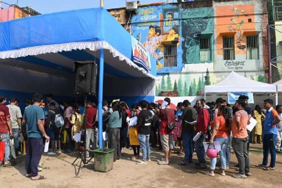 Yuva Sathi scheme Kolkata