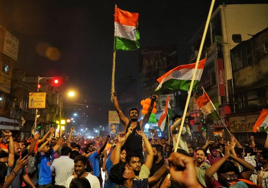 From celebratory cheers to patriotic songs, the streets of south Kolkata were abuzz with excitement.