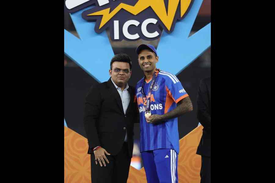 ICC chairman Jay Shah with Suryakumar Yadav on Sunday
