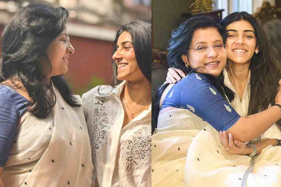 Sana and Dona in candid clicks for t2, at their Behala residence