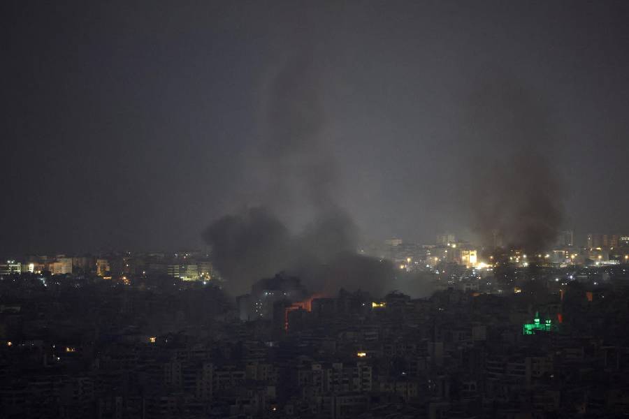 Donald Trump threatens Iran oil facilities