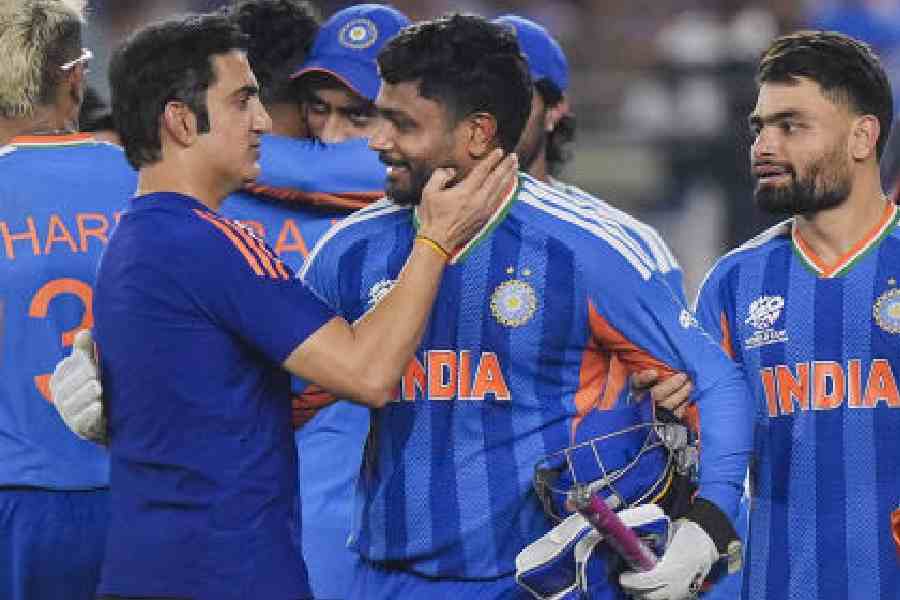 Gautam Gambhir and Sanju Samson after the T20 World Cup final. (PTI)