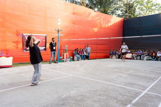 Alongside intellectual contests, creative events added colour and excitement to the festival. Photography enthusiasts captured unique campus narratives, while singers participating in “Pitch Perfect” impressed audiences with soulful performances. A lively Treasure Hunt brought adrenaline and laughter across the campus, and Pickleball added a refreshing sporting element to the event lineup.