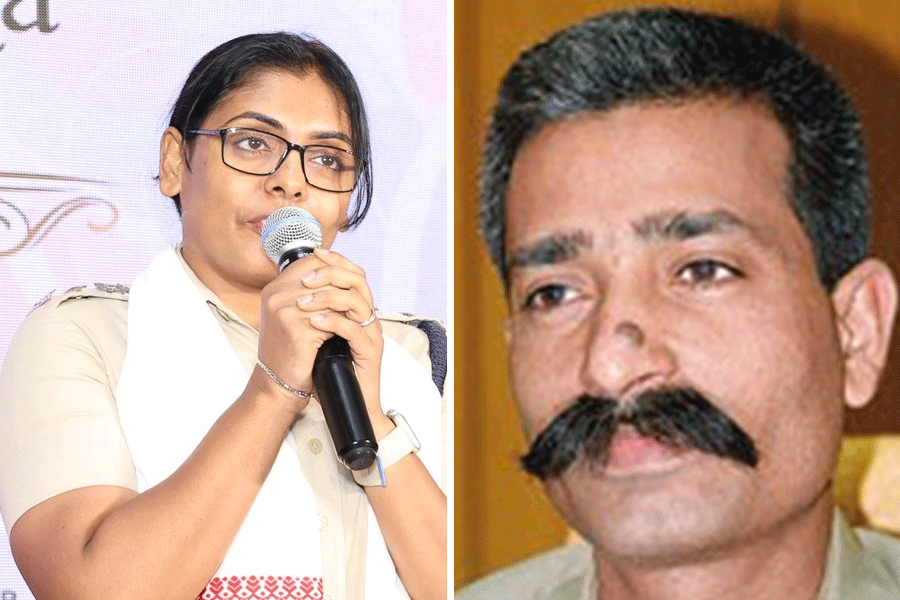 Papiya Sultana and K.-Jayaraman (IPS)