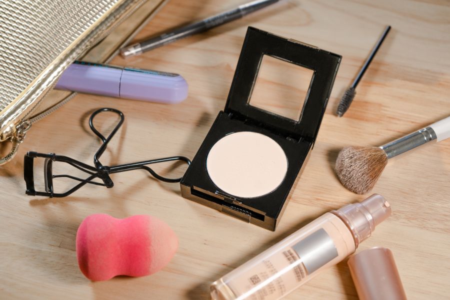 Representational image