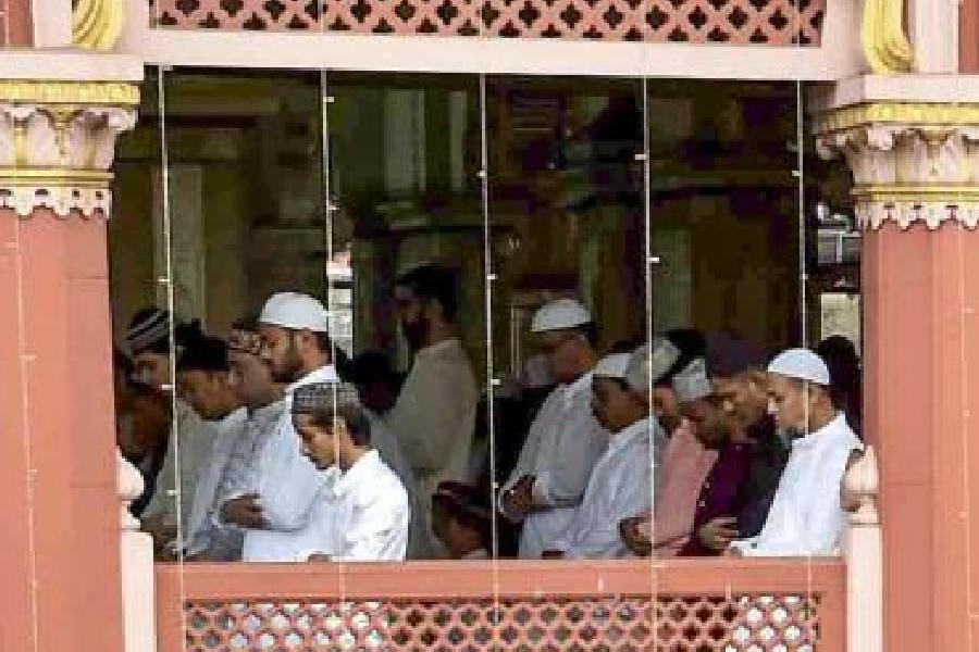 Eid-Ul-Fitr prayers at Nakhoda Mosque last year