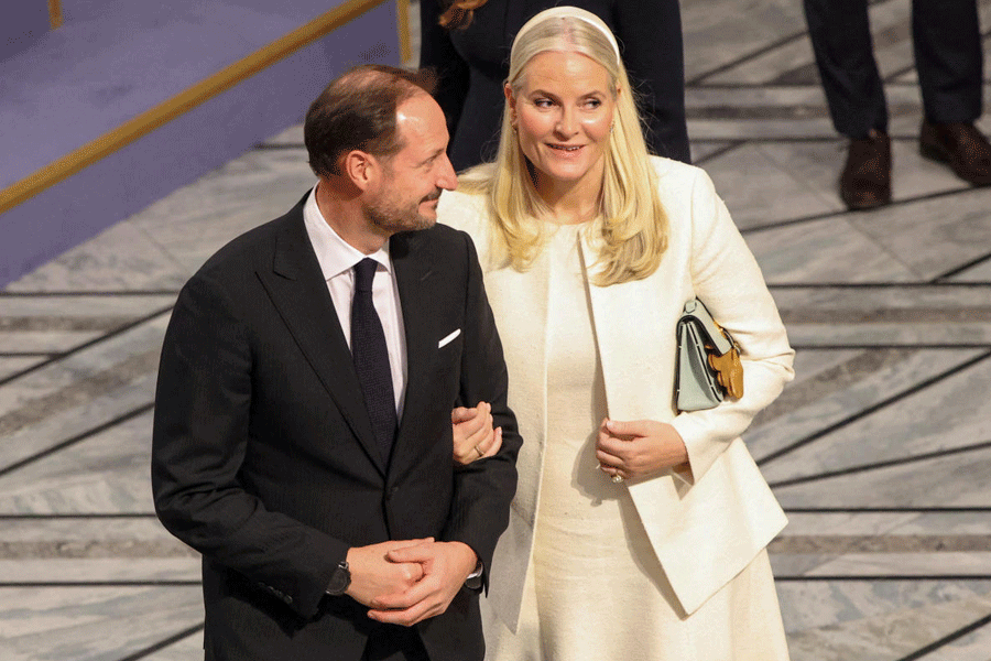 FILE PHOTO: Norway\\\'s Crown Prince Haakon and Crown Princess Mette-Marit