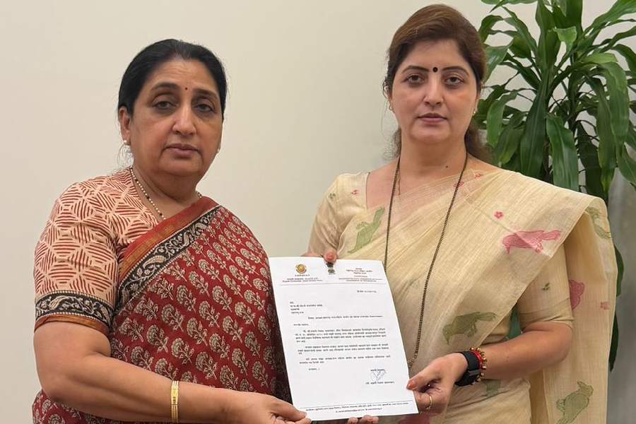 Sunetra Pawar (left), and Rupali Chakankar