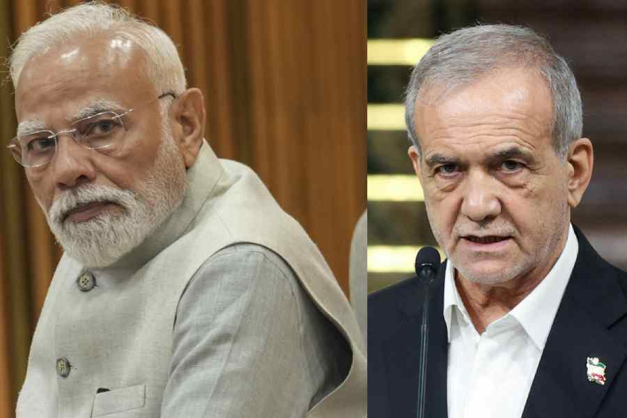 Narendra Modi and Masoud Pezeshkian