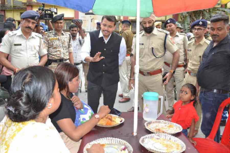 central forces Bengali Cooch Behar elections
