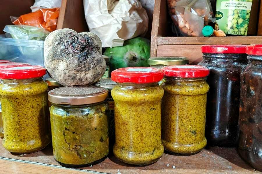 Metho is not just a shop, but an effort to support organic farmers and revive food culture