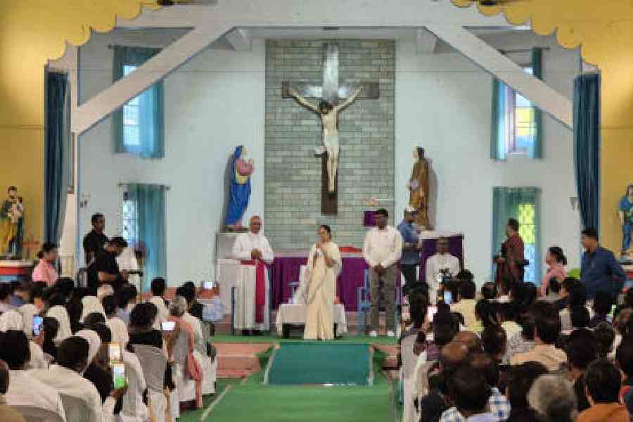 Mamata Banerjee non-NDA unity call against BJP Election Commission nexus