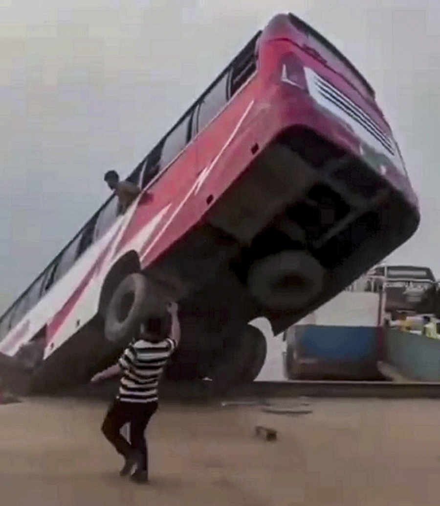 Bus falls into river with 40 passengers onboard in Bangladesh