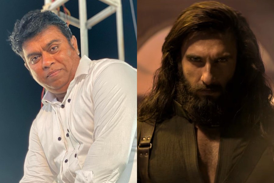 Aejaz Gulab ; Ranveer Singh in 'Dhurandhar'