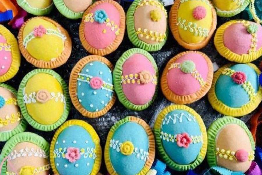 Marzipan Easter eggs at Saldanha Bakery