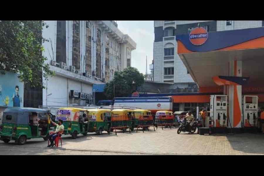 Kolkata LPG shortage