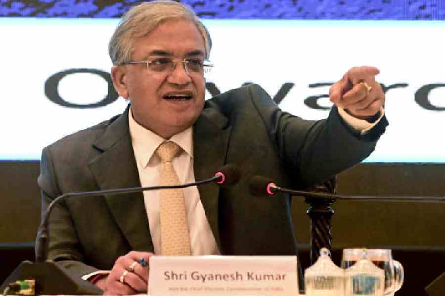 Derek O’Brien questions delay in Parliament taking up notice to remove CEC Gyanesh Kumar