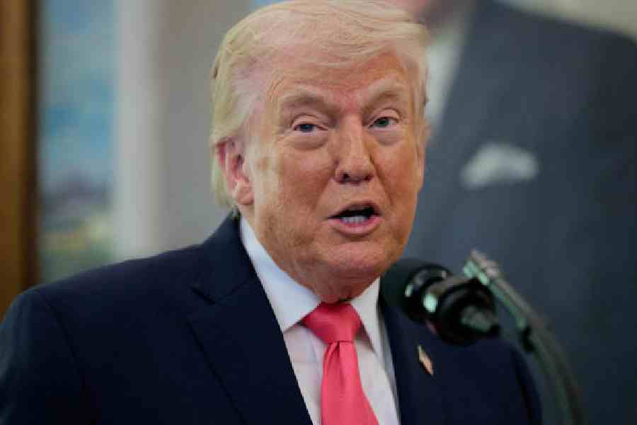 Trump’s Iran war tests limits of unorthodox diplomacy as he seeks offramp