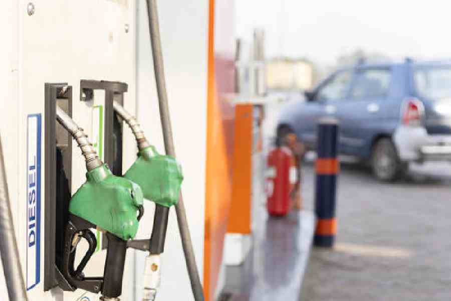 India cuts special excise duty on petrol and diesel by ?10 to ease pressure on OMCs