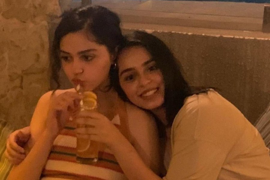 Aneet Padda with her sister Reet Padda