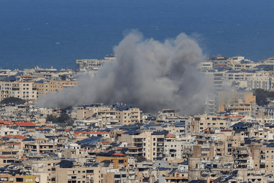 Israeli strike smoke rises from Beirut