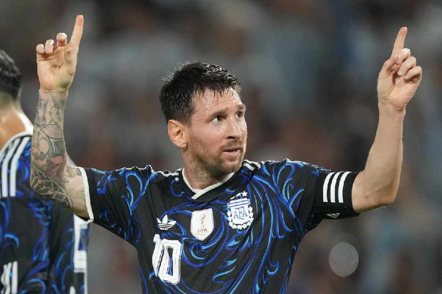 Argentina\\\'s Lionel Messi celebrates scoring his side\\\'s second goal against Zambia