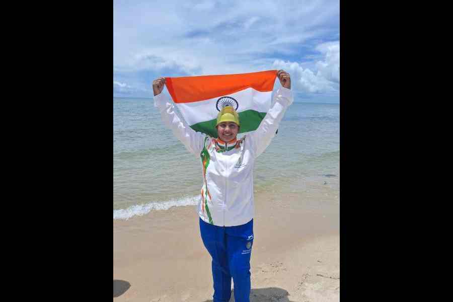 Afrin Jabee Palk Strait swim