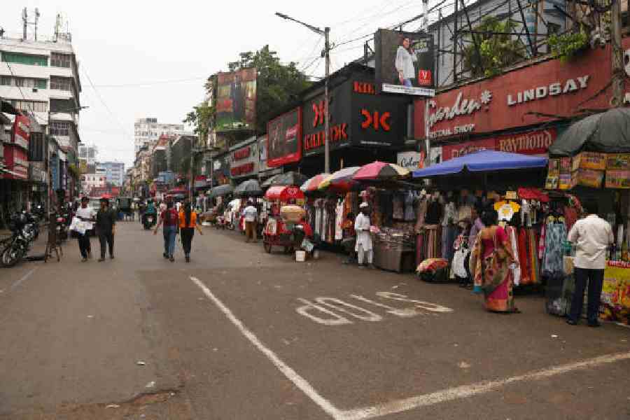 Lindsay Street at New market area on Sunday afternoon