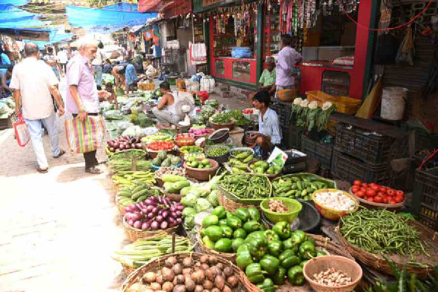 Vegetables on sale at Maniktala market. Picture by Bishwarup Dutta