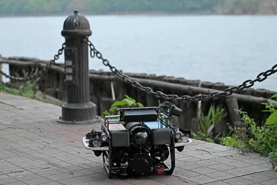 Banergy Underwater Remotely Operated Vehicle