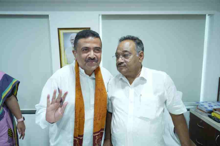 Chief minister Suvendu Adhikari and BJP state president Samik Bhattacharya at the party’s Salt Lake state office on Monday