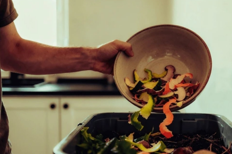 Many establishments are adopting tighter inventory planning, smaller-batch cooking, repurposing scraps and distributing surplus food through NGOs or local networks