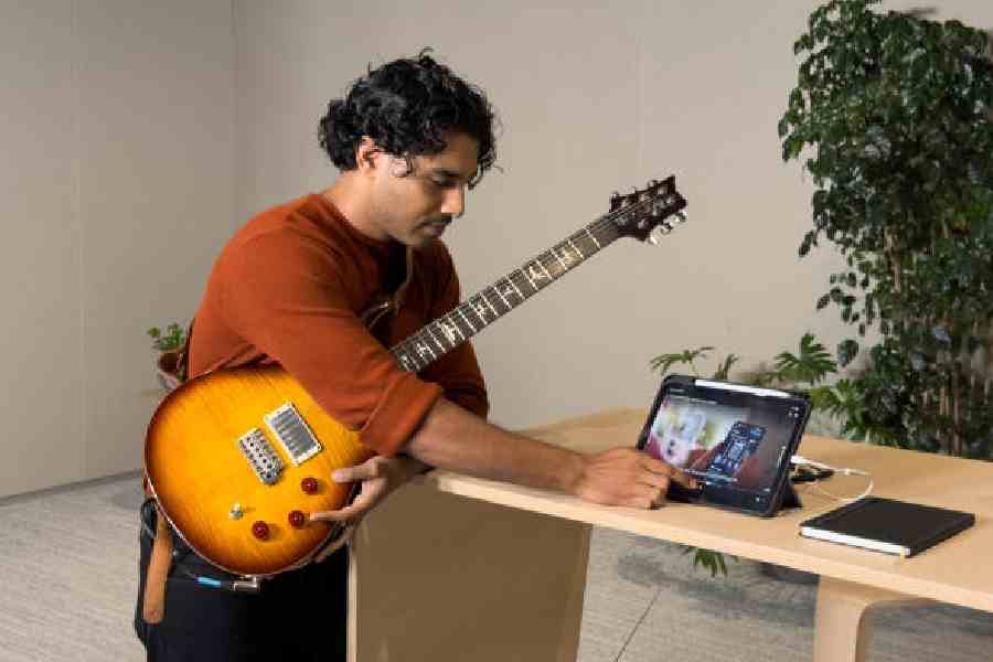 Steve Zubin Alfred is associated with the app Guitar Wiz