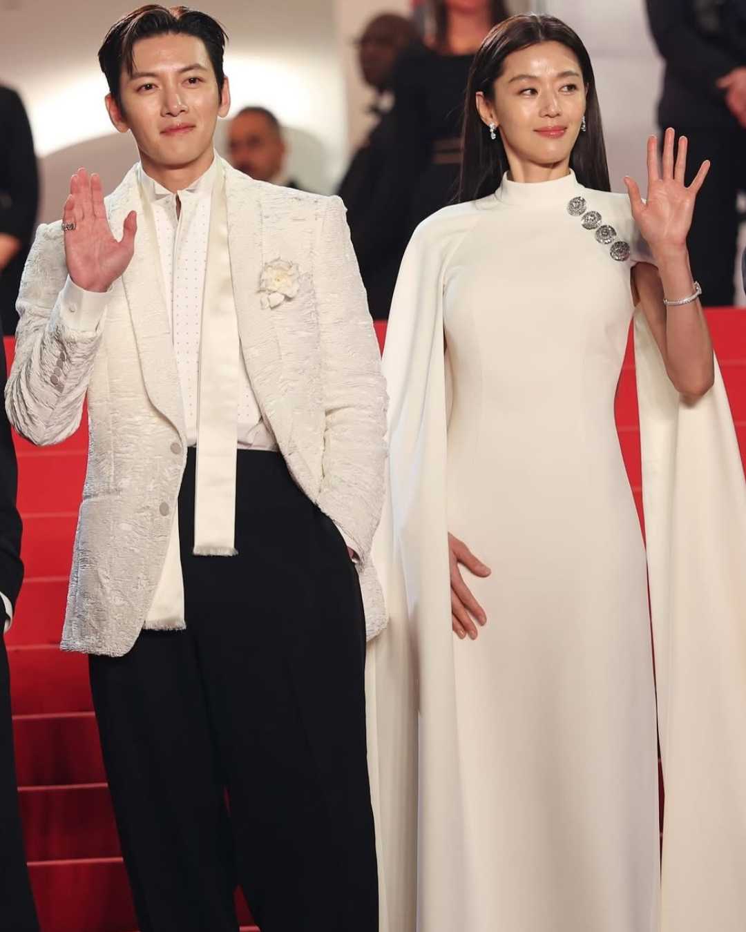 Jun Ji-hyun and Ji Chang-wook walked the red carpet at the 2026 Cannes Film Festival for the midnight screening of their film Colony