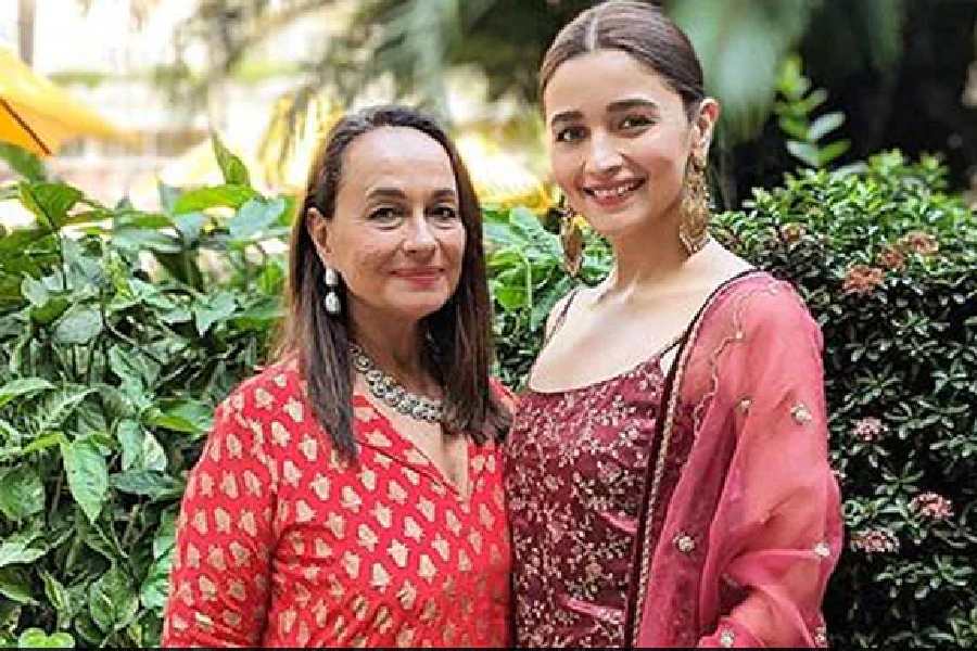 Soni Razdan defends Alia Bhatt