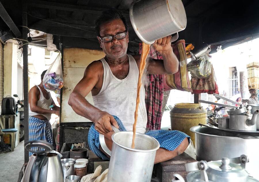 Mahadev da, who spends his day brewing endless cups for journalists and countless others on Prafulla Sarkar Street