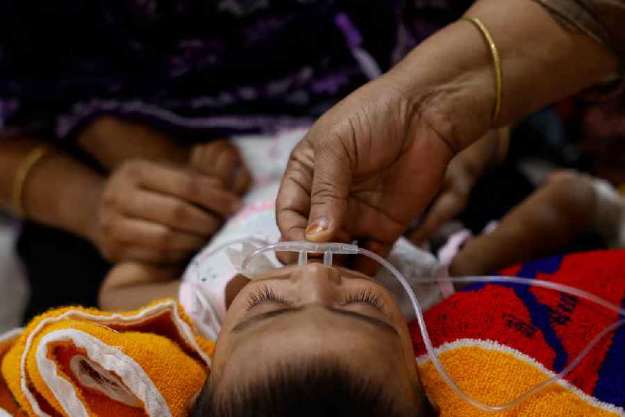 Measles outbreak spirals in Bangladesh, over 500 suspected and confirmed child deaths reported