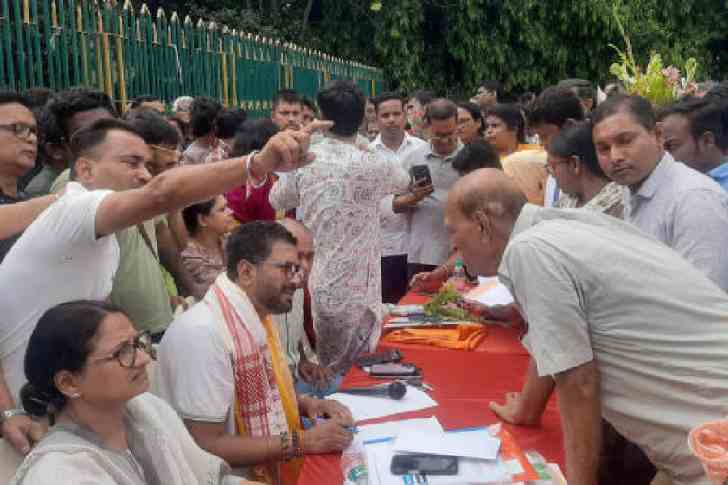 Siliguri political outreach BJP MLA TMC mayor Gautam Deb Assembly elections