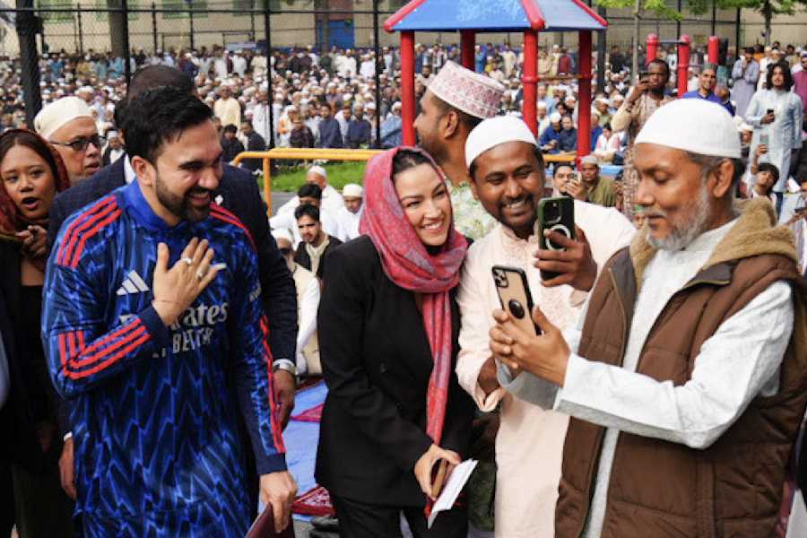 New York City mayor Zohran Mamdani wear an Arsenal-themed kurta at Eid al-Adha festivities in the Bronx, New York, on Wednesday, May 27, 2026.