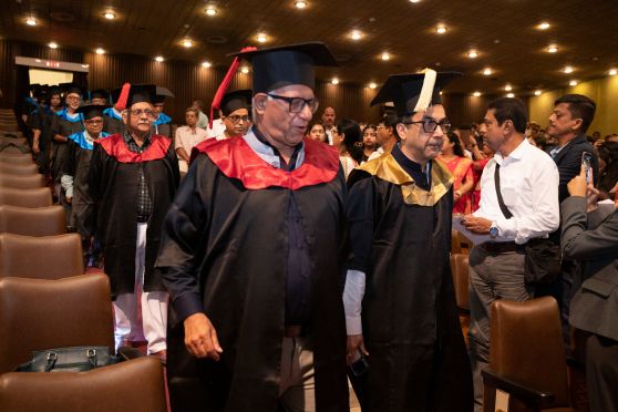 Director Dr. Prithwis Mukerjee then presented the annual report, highlighting Praxis Business School’s academic evolution, its growing emphasis on AI and emerging technologies, research accomplishments and excellent placement outcomes. Drawing a powerful analogy between education and a voyage at sea, he described the students as ships now ready to leave the safety of the academic harbour and navigate the complexities of the professional world with resilience, wisdom and values. 