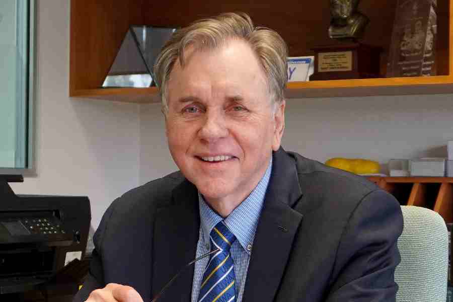 Barry Marshall Says Early H. pylori Treatment May Help Prevent Gastric Cancer