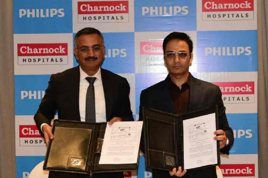 Charnock and Philips Partner to Bring Advanced Scanning Technology