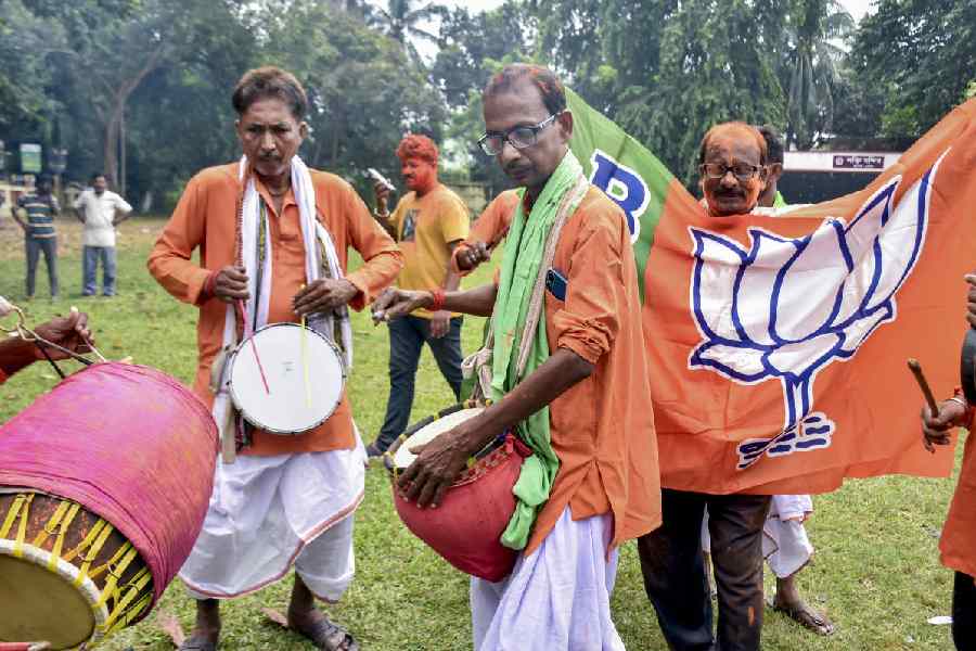 BJP’s Bengal Bypoll Sweep Draws ‘Vote Loot’ Allegations