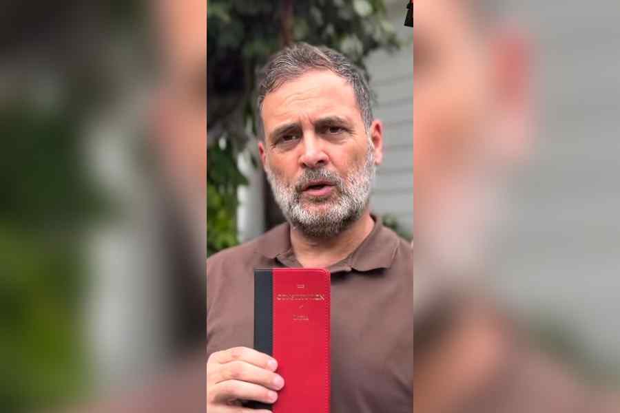 United 'vote theft' march to Supreme Court signals Opposition challenge after Delhi crackdown