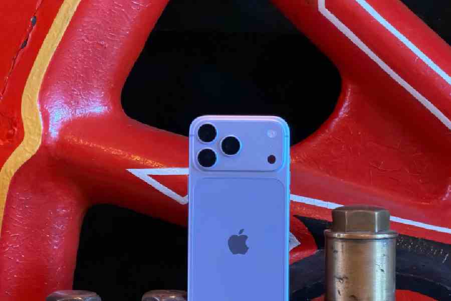 Apple Unveils A20 Pro Chip for iPhone 18 Pro and Foldable Duo