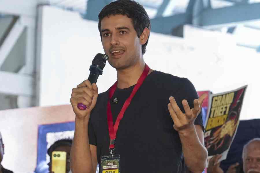 Dhruv Rathee