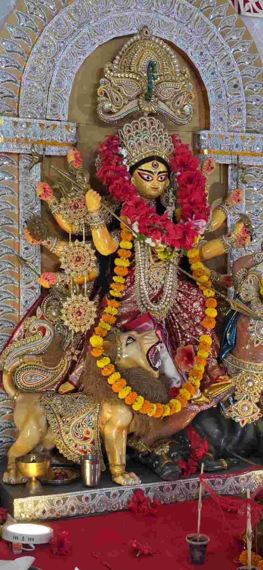 The 2026 celebrations continued this tradition, with members of the Bengali community observing Durga Puja rituals and participating in cultural activities. The festival was celebrated from Sasthi to Saptami.