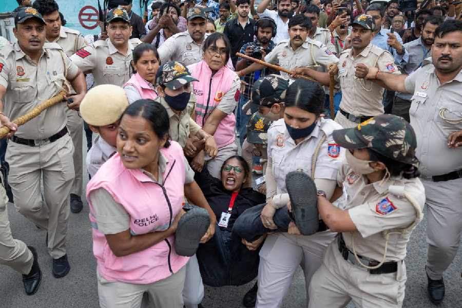 UN experts: India must stop excessive force on protesters, assembly bans, digital surveillance