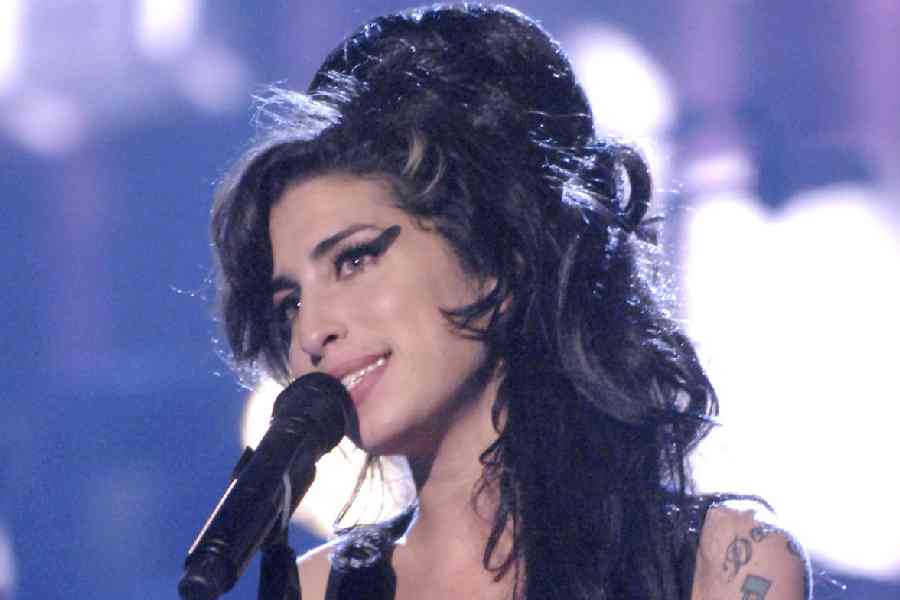 Amy (2015)