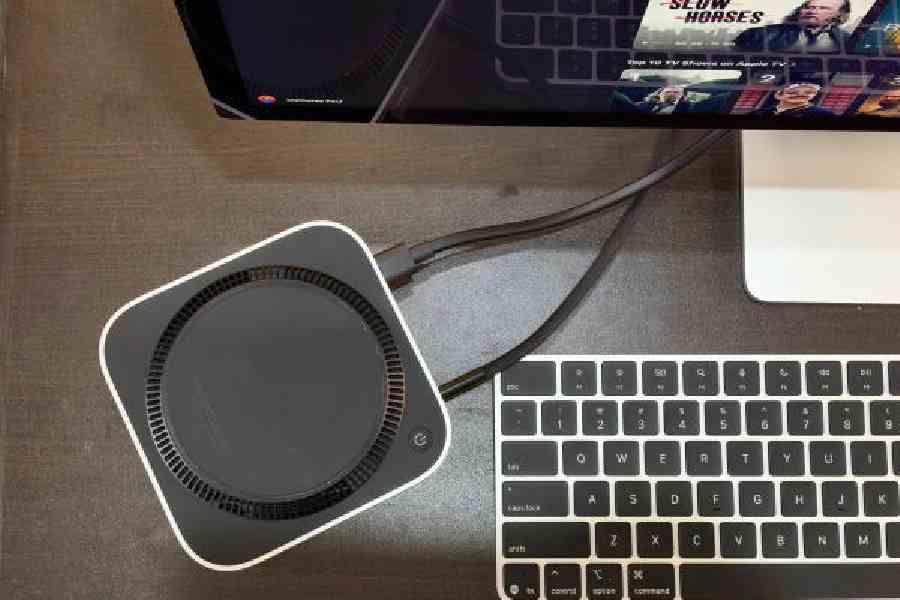 Mac mini with M6 delivers massive performance gains with the world’s fastest CPU core, a next-generation GPU featuring Neural Accelerators, and the Dual 16-core Neural Engine, making it a powerhouse for AI